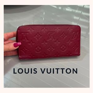 Louis Vuitton M62214 Magenta LV monogrammed